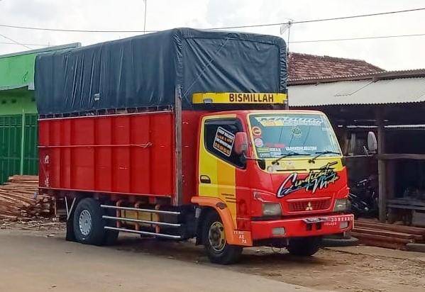 Harga sewa truk kecil di Makassar terbukti
